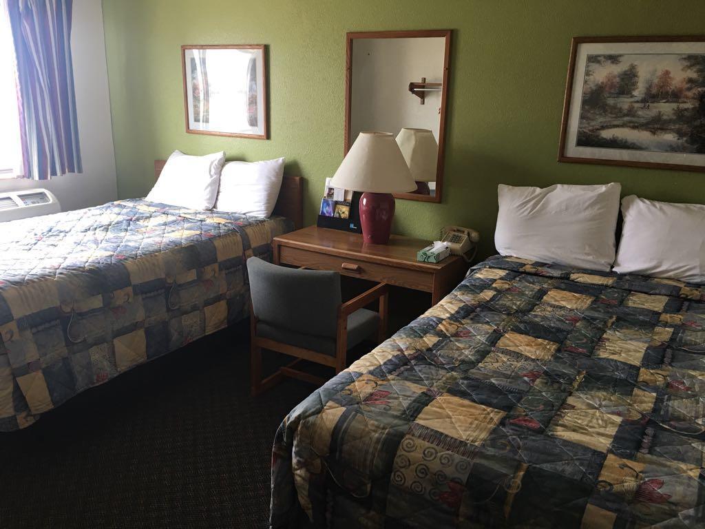 Prairie Rose Inn Edgeley Екстериор снимка